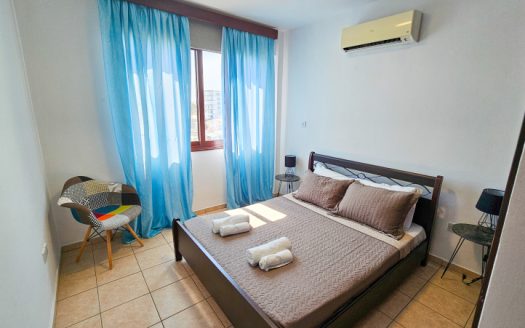 Sunlit Cozy Apartment