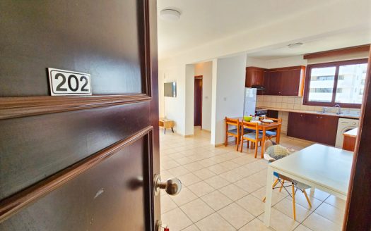 Sunlit Cozy Apartment